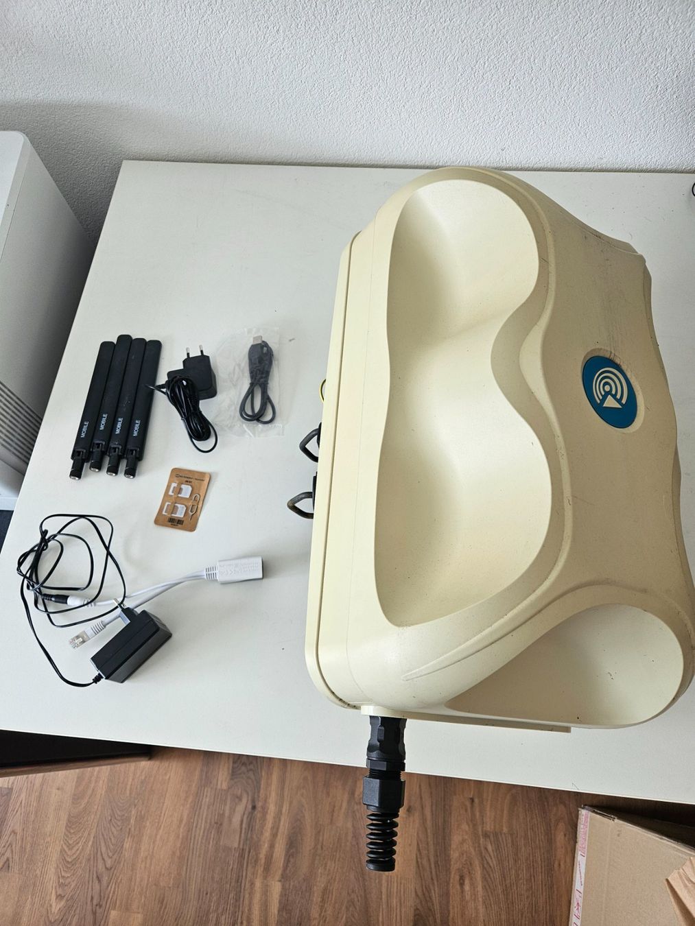 Modem & Router: Teltonika TRB500 mit QuMax A500M – Usato da Gerolfingen venduto da xtof
