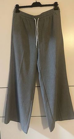 NEU! Lockere, elegante HOSE. Gr. 42/44
