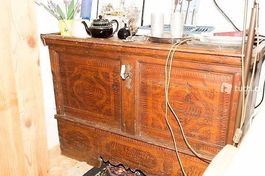Truhe Barock mit Kleistermalerei 200 Jahre