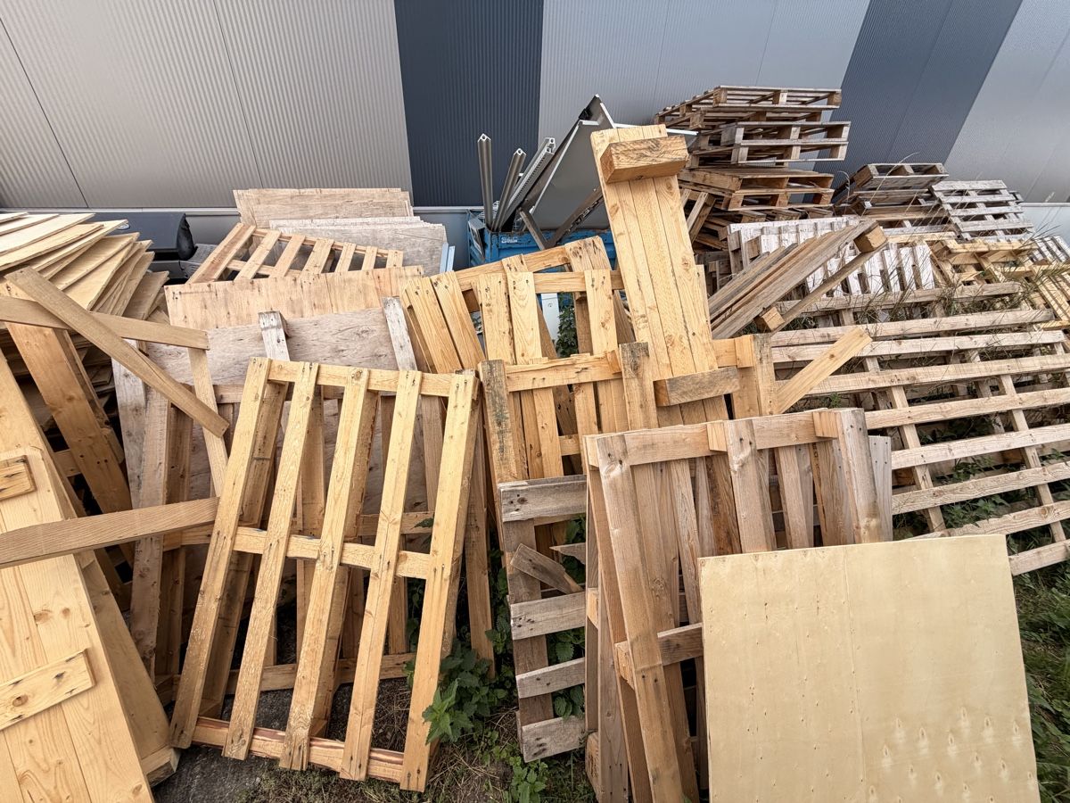 Holzartikel: Holzpaletten gebraucht – Gebraucht aus Andelfingen von GoOdiGo 1