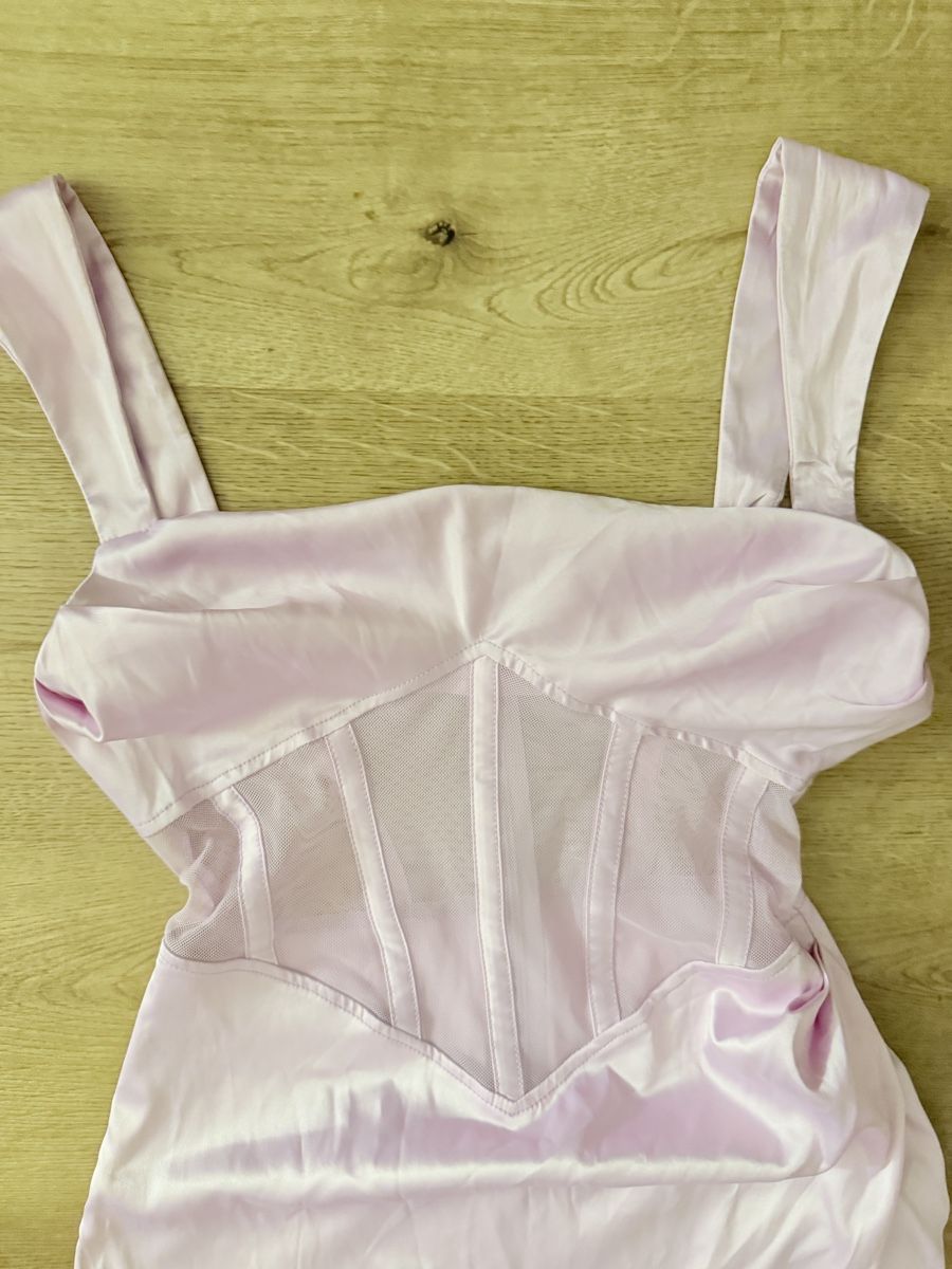 Asos Vestiti: Schönes Kleid asos design – Usato da Jona venduto da HappyHappyHappyHappy 1
