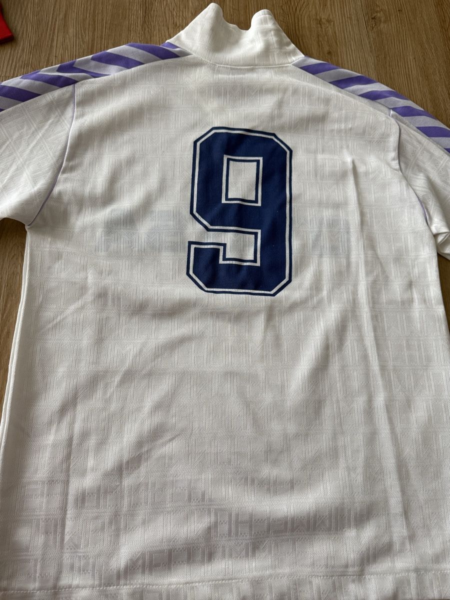 Canottiere & Pantaloni: Originales Real Madrid-Trikot 1990/91 – Nuovo (secondo la descrizione) da Arch venduto da Baloo11 2
