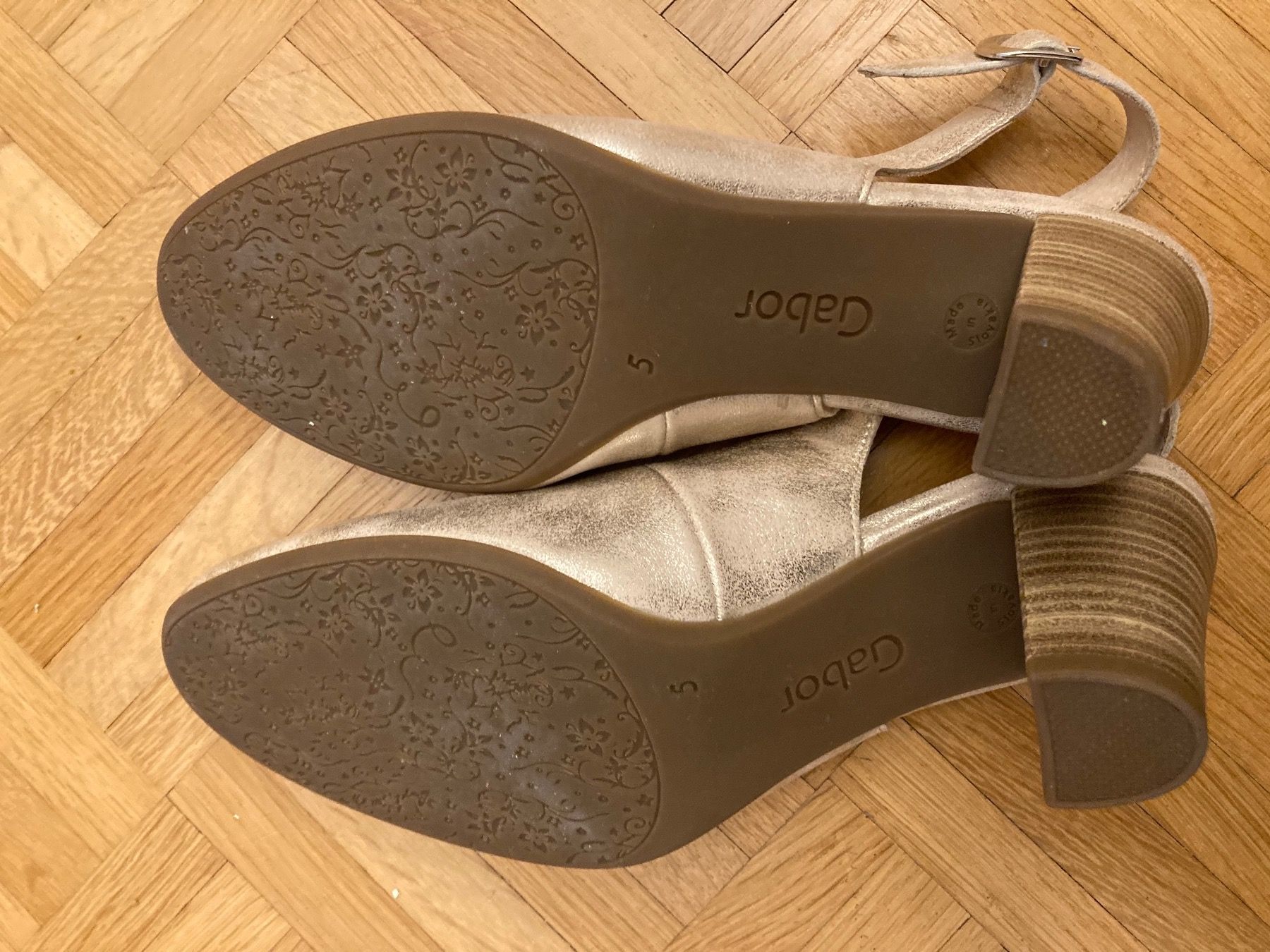 Gabor Scarpe da donna: Halboffenen Schuhe mit Goldschimmer – Nuovo (secondo la descrizione) da Rothenburg venduto da strize83 2