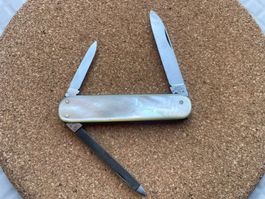 Taschenmesser mit Perlmut Griffen