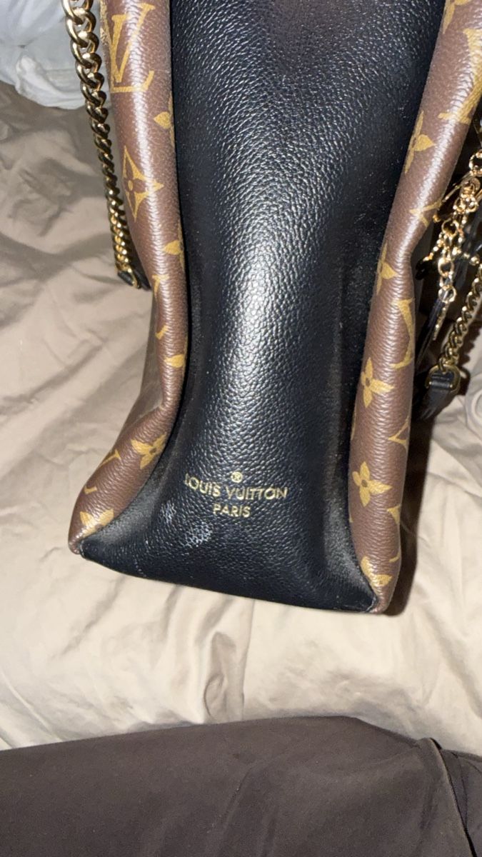 Louis Vuitton Sacs femmes: Surène Louis Vuitton Handtasche – Neuf (Voir description) à Maur par leandracollenberg 7
