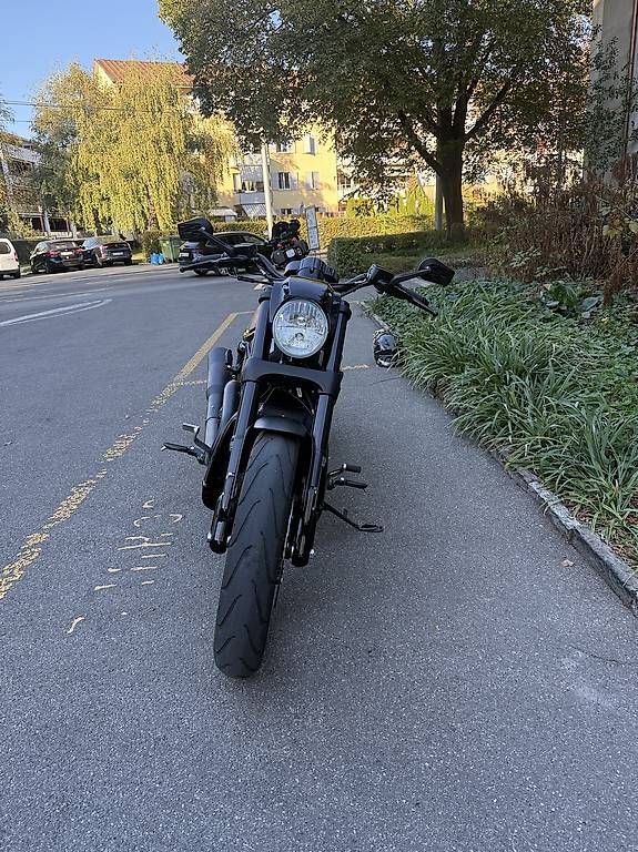 Harley-Davidson Chopper: Harley Davidson Vrsc Night Rod – Usato da Bern venduto da Luiscabral 3