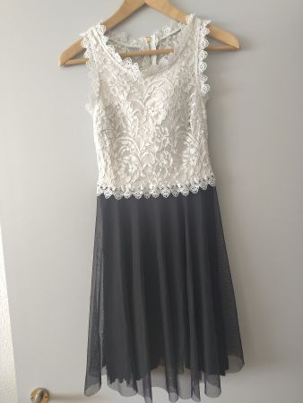 Spitze Kleid Gr. S - Perfekt für den Frühling!