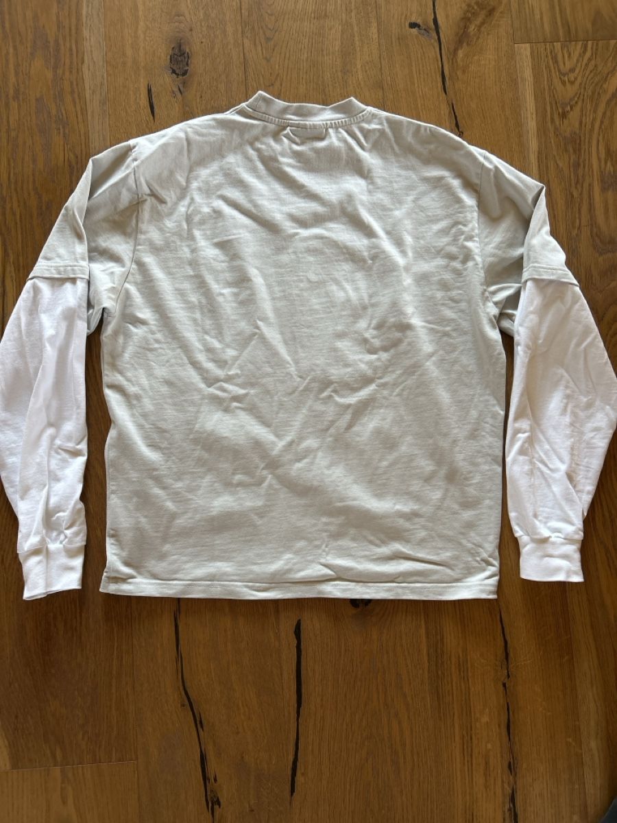 T-shirts: Sweat-shirt 99based – D'occasion à Morrens VD par k2j_7j9g 1