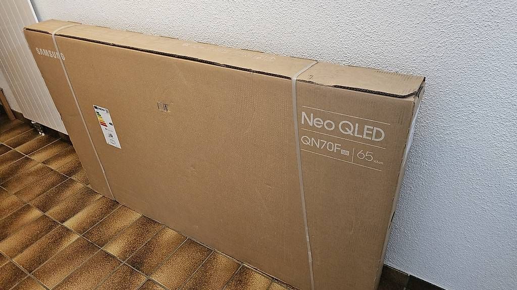 Samsung Televisori: Samsung QE65QN70FAU TV – Nuovo e nell'imballaggio originale da Rüfenach AG venduto da Paede24 2