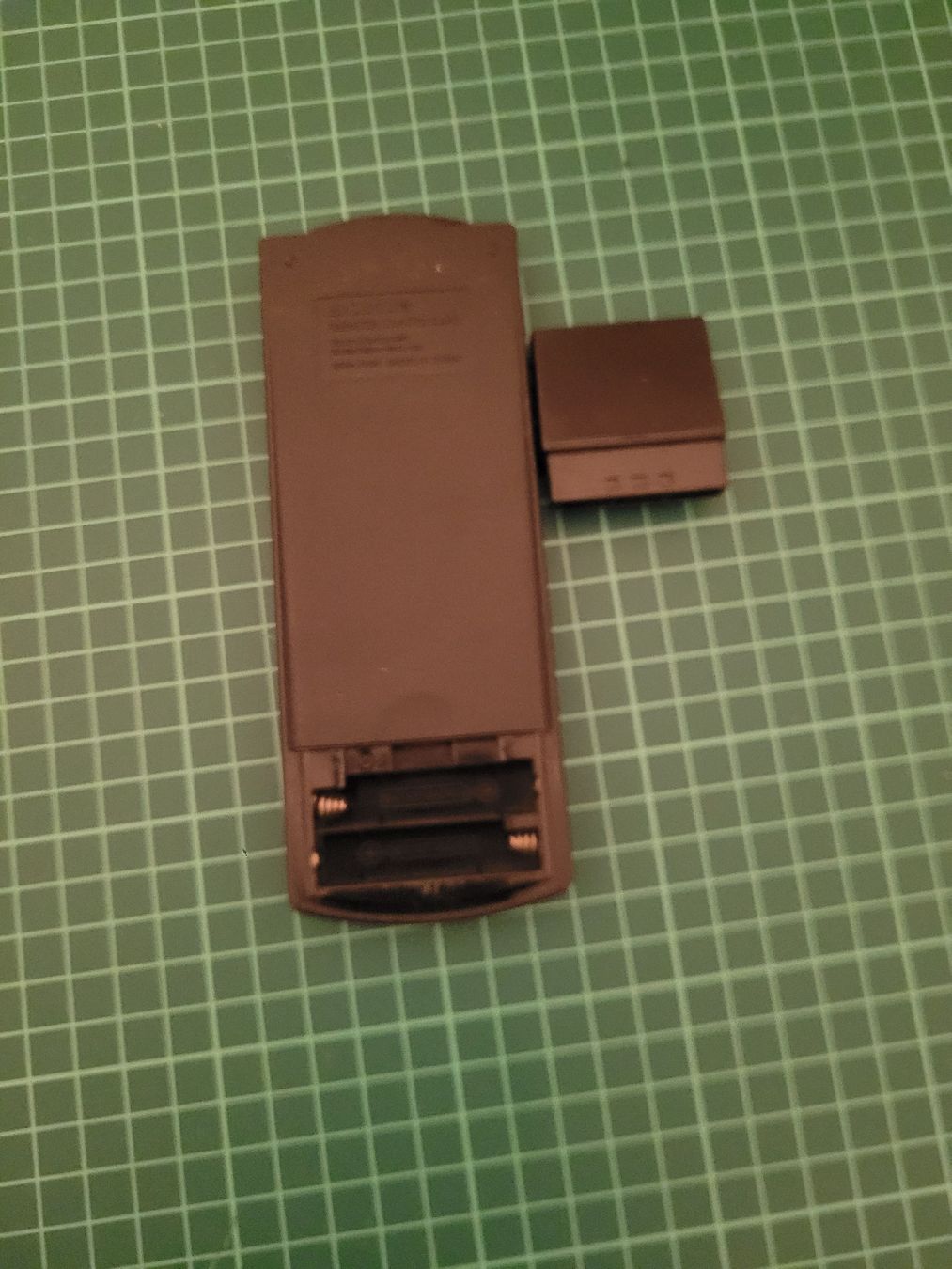 Sony Telecomandi: Sony DVD/PlayStation Remote Controller - Vintage Gem! – Usato da Meyrin venduto da Retro-GZ 2