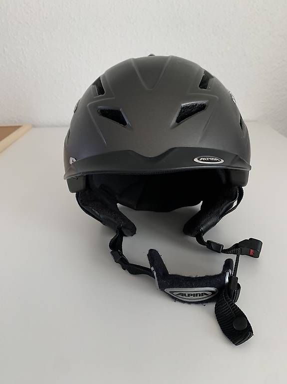 Helme: Alpina Skihelm – Gebraucht aus Thun von quaresma10 2