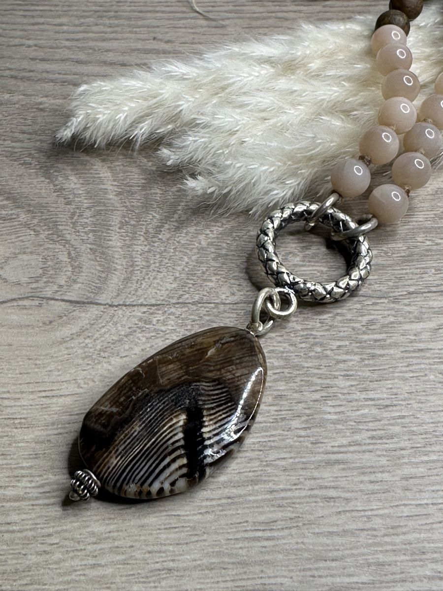 Catenine: Wunderschöne Mondsteinkette/Holz – Nuovo e nell'imballaggio originale da Niederglatt ZH venduto da Silberschmuck-design 2