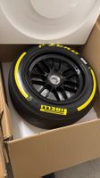 Pirelli 18" F1 front Tyre with rim