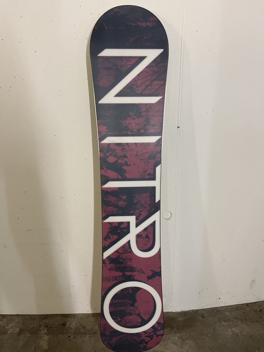Snowboard Nitro Board: Nitro Lectra 149cm – Usato da Flims Waldhaus venduto da kat_gs8f 1