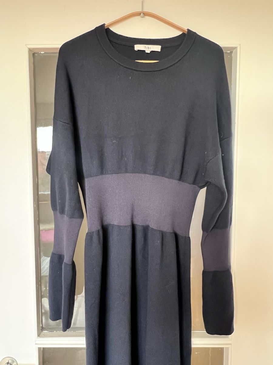 Vestiti: Blaues Kleid von Tibi – Usato da Zürich venduto da apartemento 5