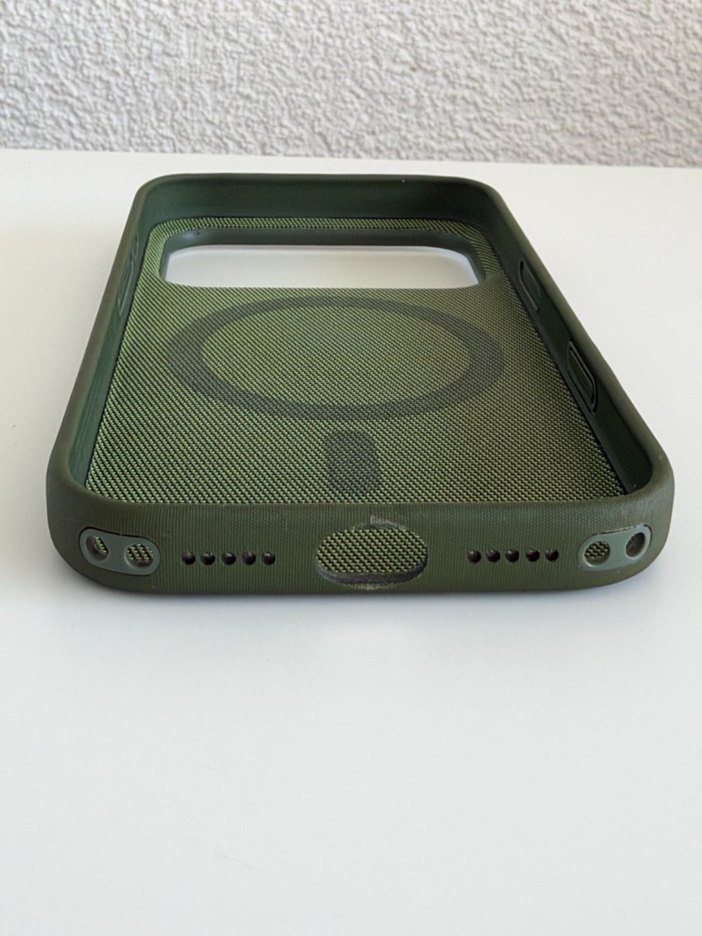Apple Cover & Protezioni schermo: Coque Apple TechWoven MagSafe pour iPhone 17 Pro - Verte – Usato da Fully venduto da Avranville 5