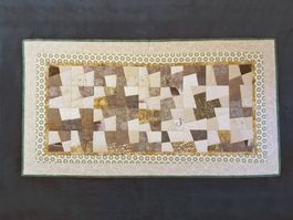 Patchwork Quilt "Auf der Suche nach dem Elefanten" 131x70 cm