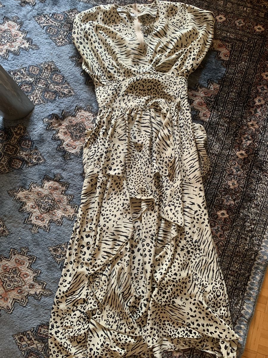 Vestiti: ELEGANTES KLEID GR S – Usato da Gutenswil venduto da Bregenzer8610