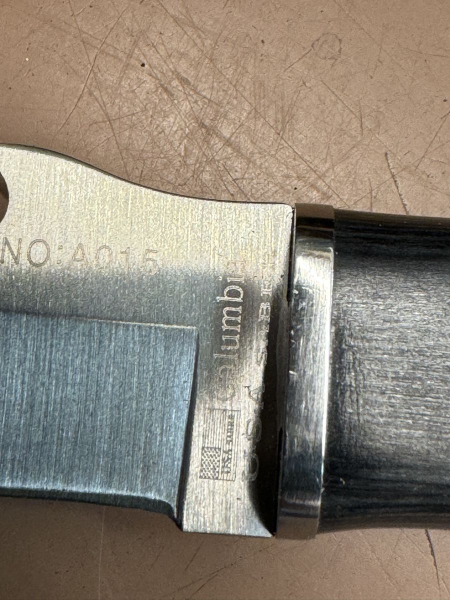 Accessori: Pfadimesser USA Saber mit Lederscheide – Usato da Chur venduto da Meriva0 2