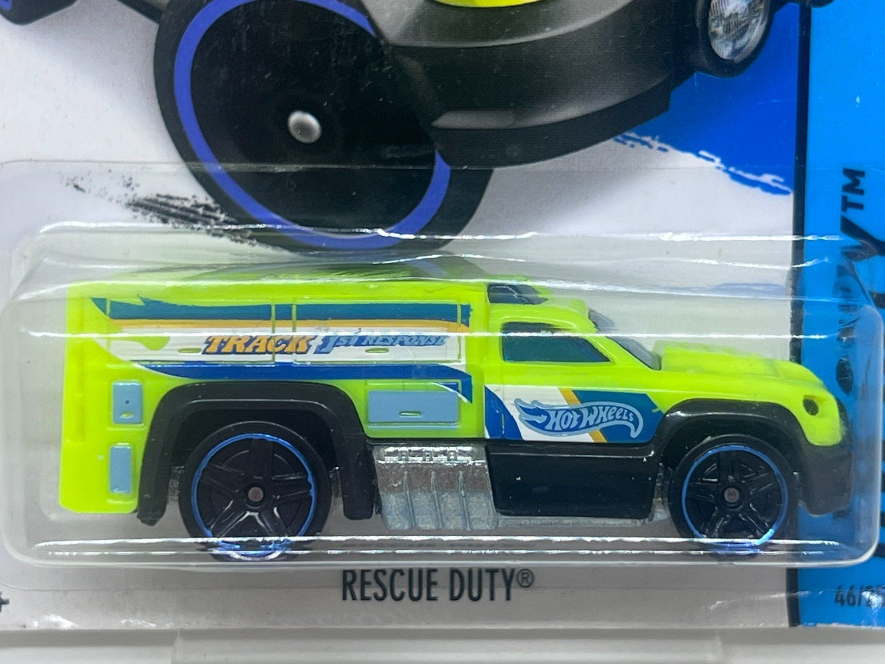 Hot Wheels Modellini d'auto: Hot Wheels Rescue Duty – Nuovo e nell'imballaggio originale da Wildegg venduto da LaaBoutique 1