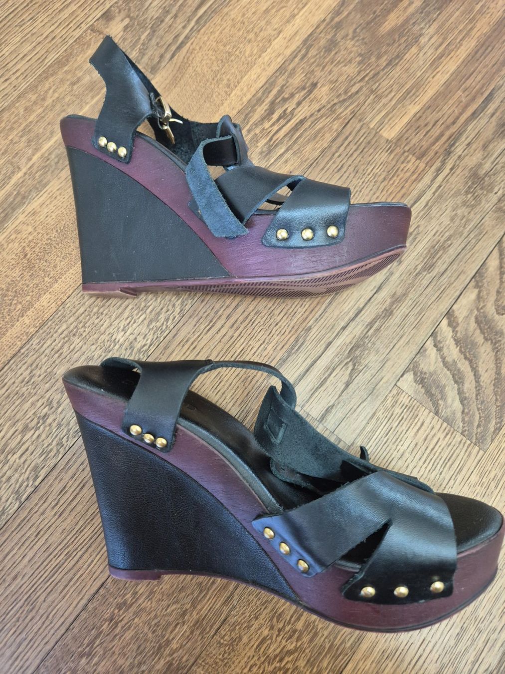 Chaussures femmes: Black leather platform sandals – D'occasion à Zürich par monadiederich 1