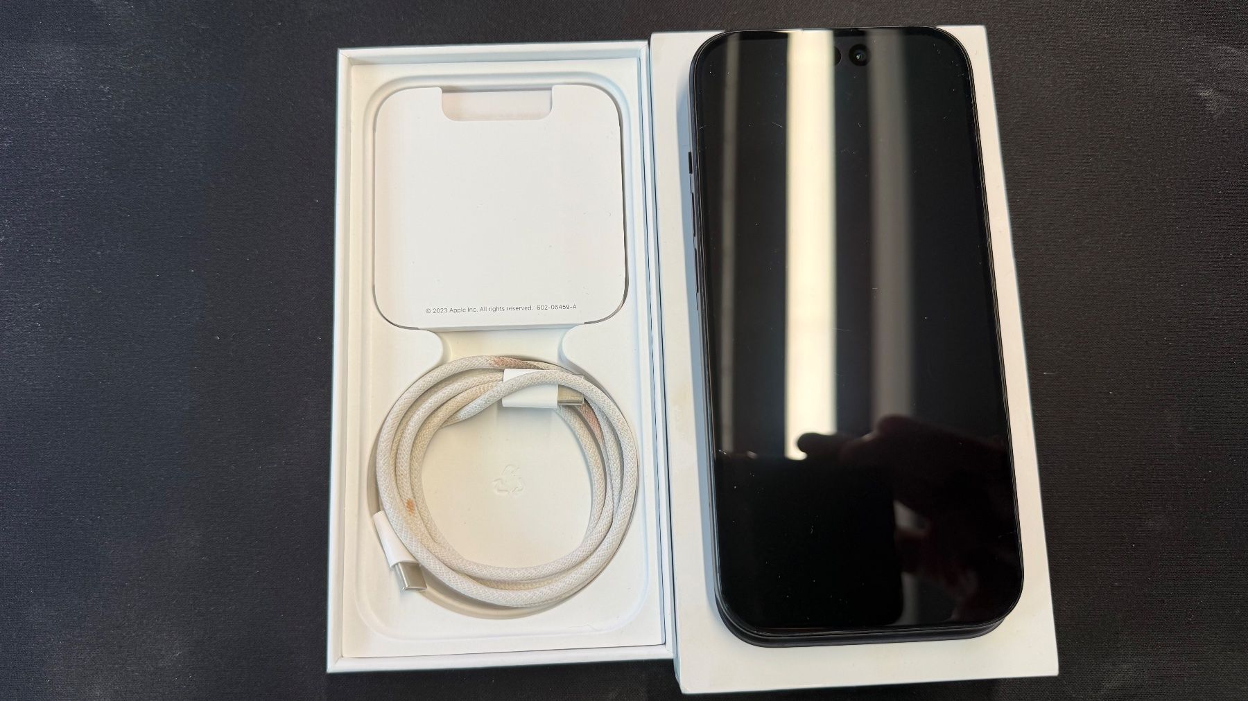 Apple Telefoni cellulari / Smartphones: iPhone 15 128Go Noir – Usato da La Tour-de-Peilz venduto da Solliard_IT_Solution 1