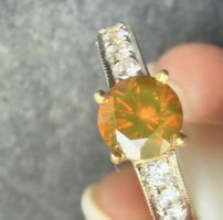 Ring mit Diamanten Rarität mit Zertifikat