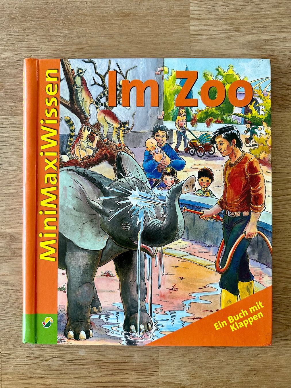 Libri: Kinderbuch: Im Zoo – Usato da Amriswil venduto da Mat08