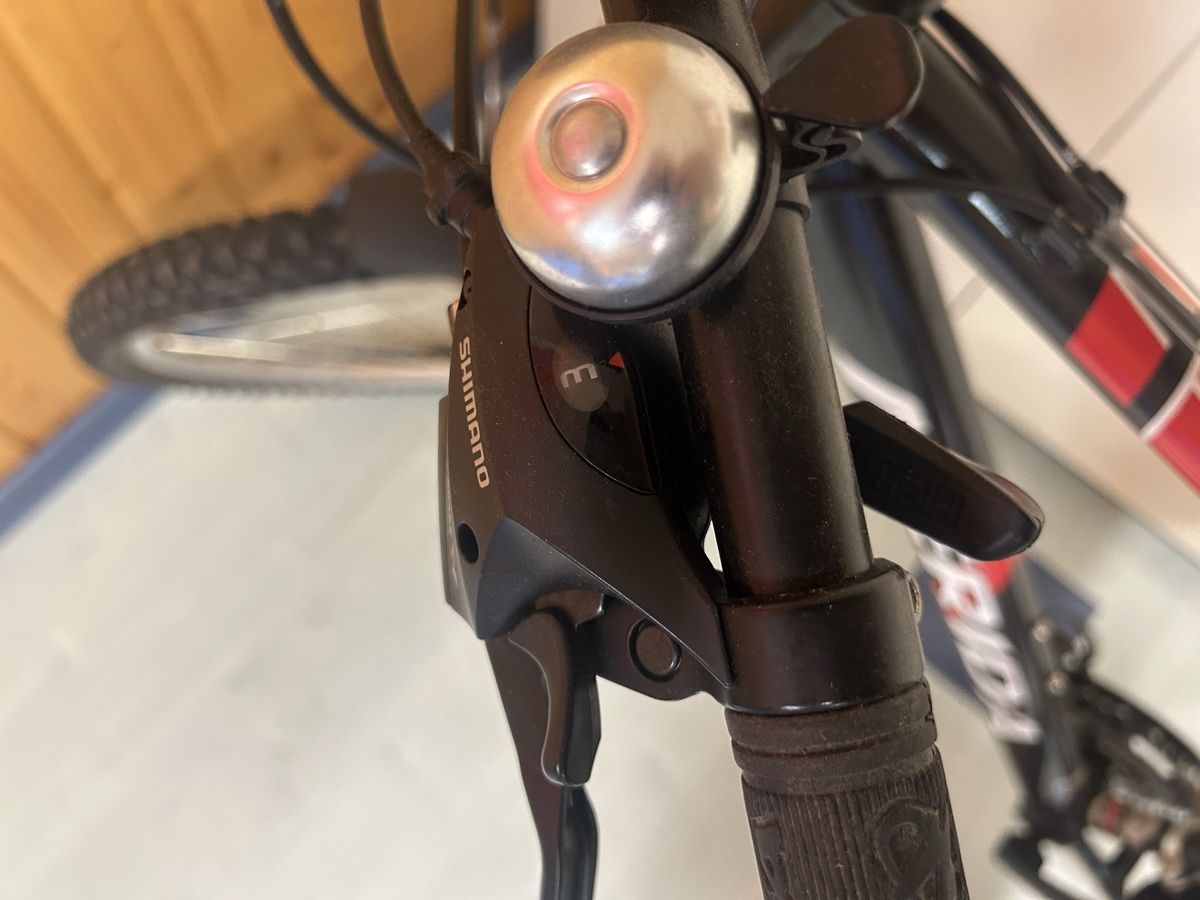 Merida Velos: Merida Velo (Junge - 12+) 3x7 Gänge – Gebraucht aus Gränichen von Bucees 5