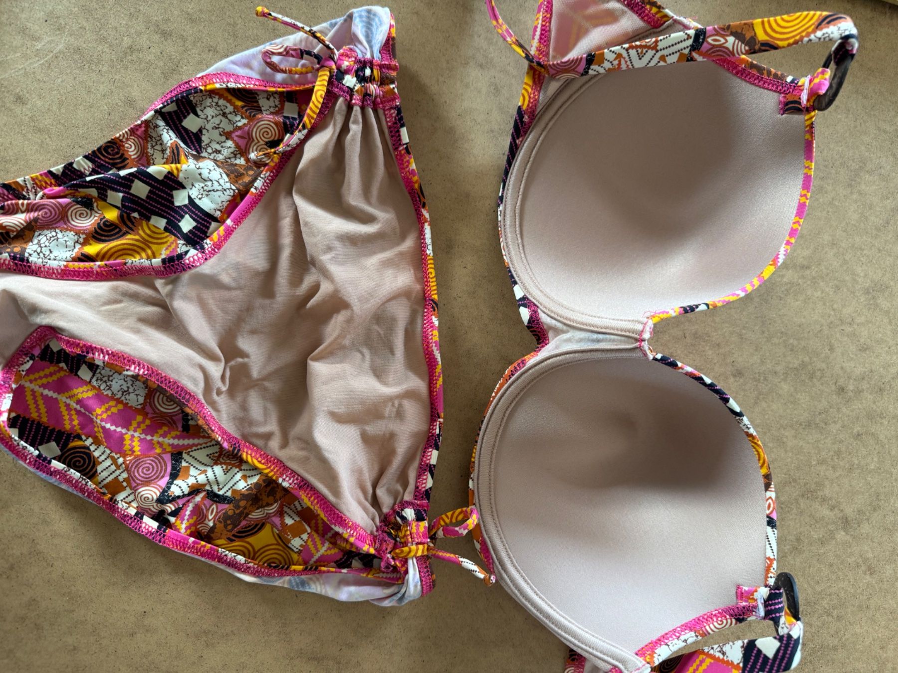 Costumi da bagno & Bikini: Maillot de bain Antigel 2 pièces coloré, taille 38/40 – Nuovo (secondo la descrizione) da Veyrier venduto da kimedovapa 2