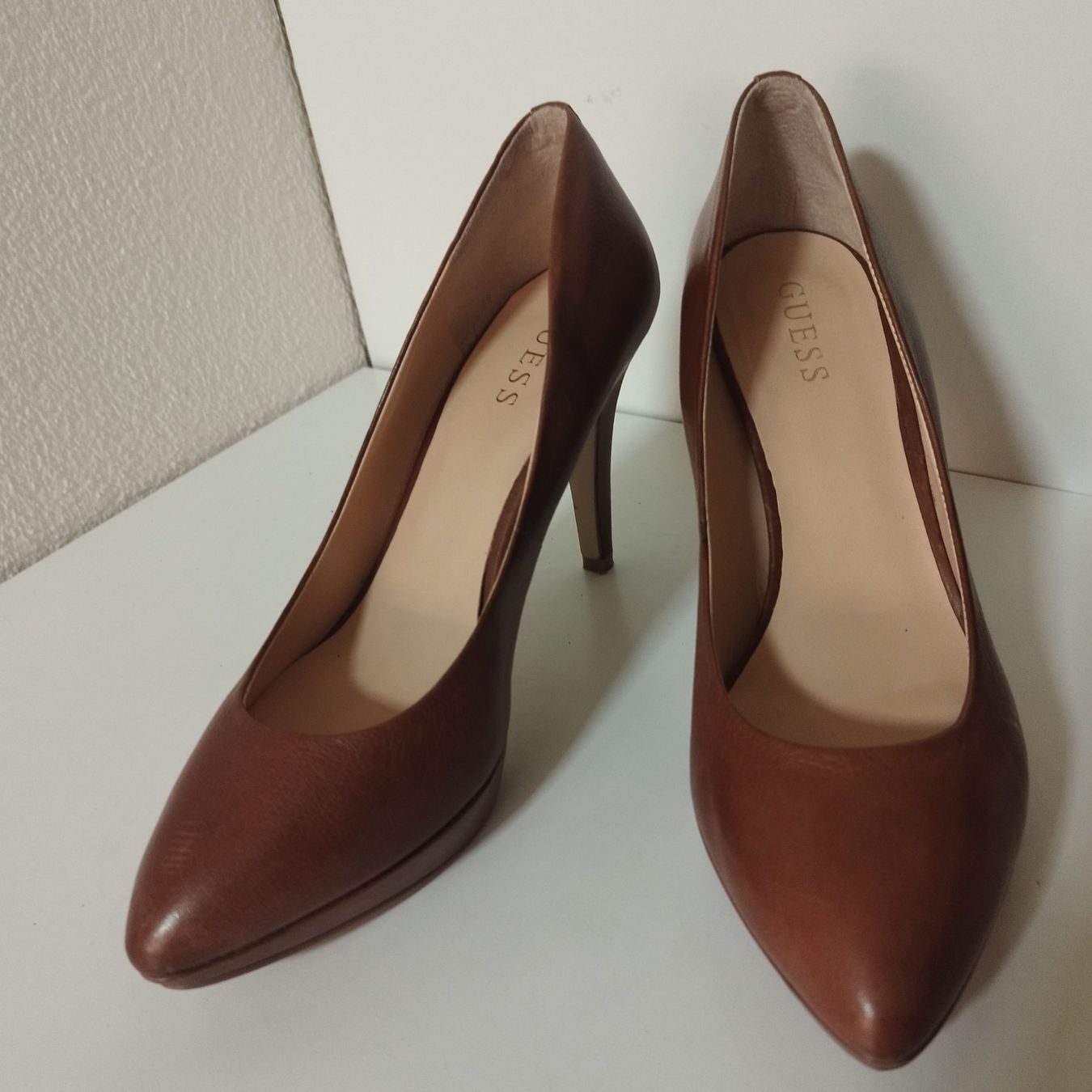 Guess Scarpe da donna: Guess Echtleder Pumps Gr.40 – Usato da Weiningen ZH venduto da traudl102 4
