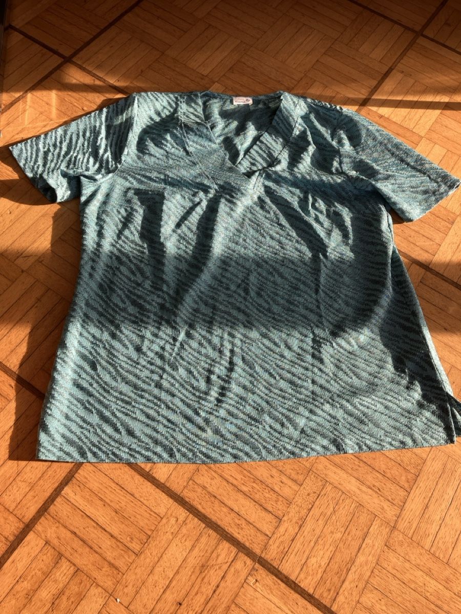 T-shirt: Shirt – Usato da Baden venduto da sylivianne