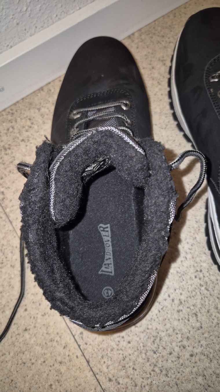 Scarpe da uomo: Snicker 43 – Usato da Buchs AG venduto da EasyPeasy 2