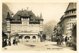 Brig - Brigue   VS  -  Bahnhofstrasse mit Hôtel COURONNE