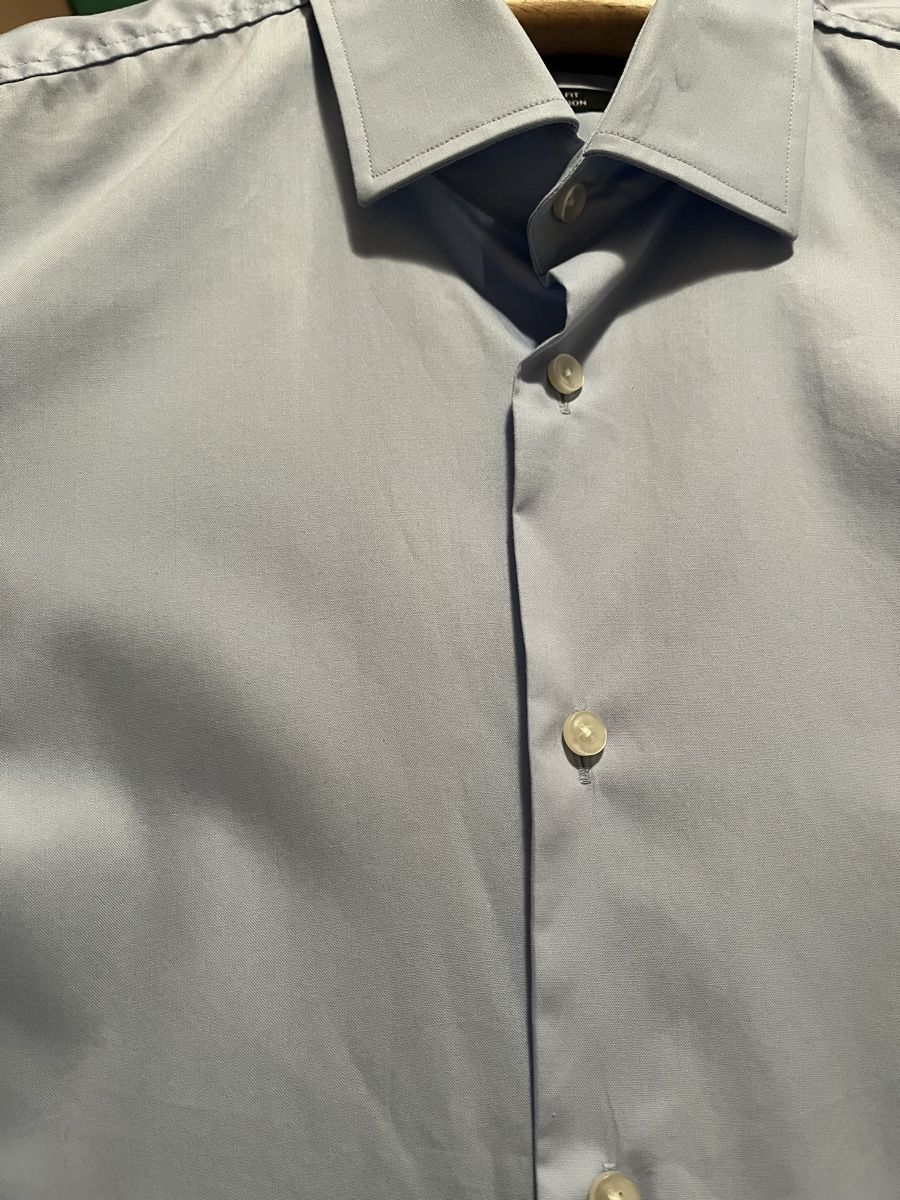 Hugo Boss Camicie: Herrenhemd Hugo Boss hellblau – Usato da Schönenberg ZH venduto da mobalux1 2