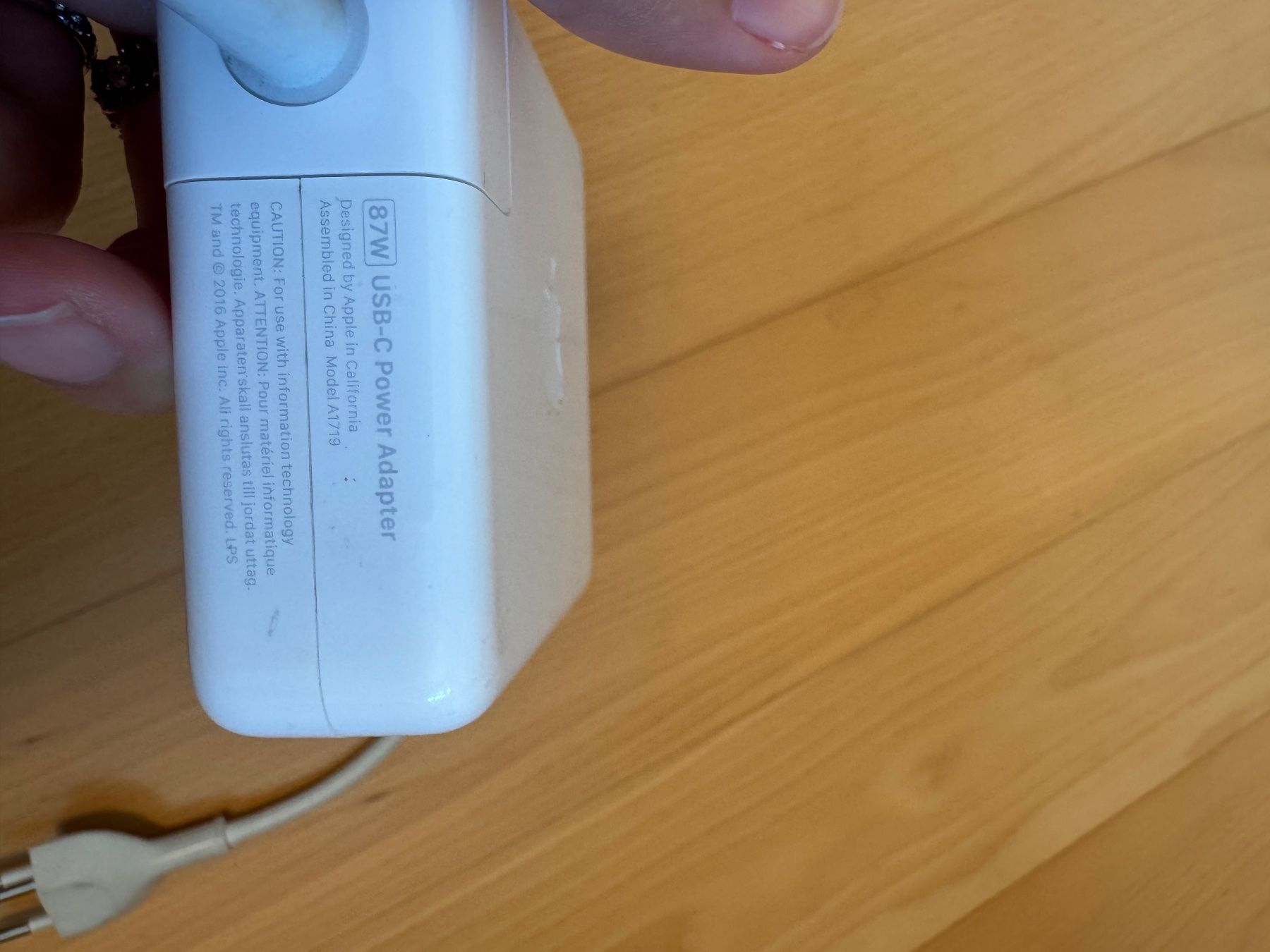 Apple Ladegeräte: Apple 87W USB-C Power Adapter – Gebraucht aus Zürich von pat_rx9j 3