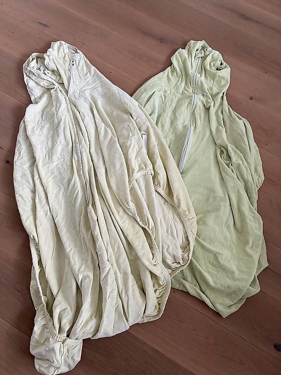 Biancheria da letto: Zwei Zewidecken 90x200  – Usato da Starrkirch-Wil venduto da Mira114