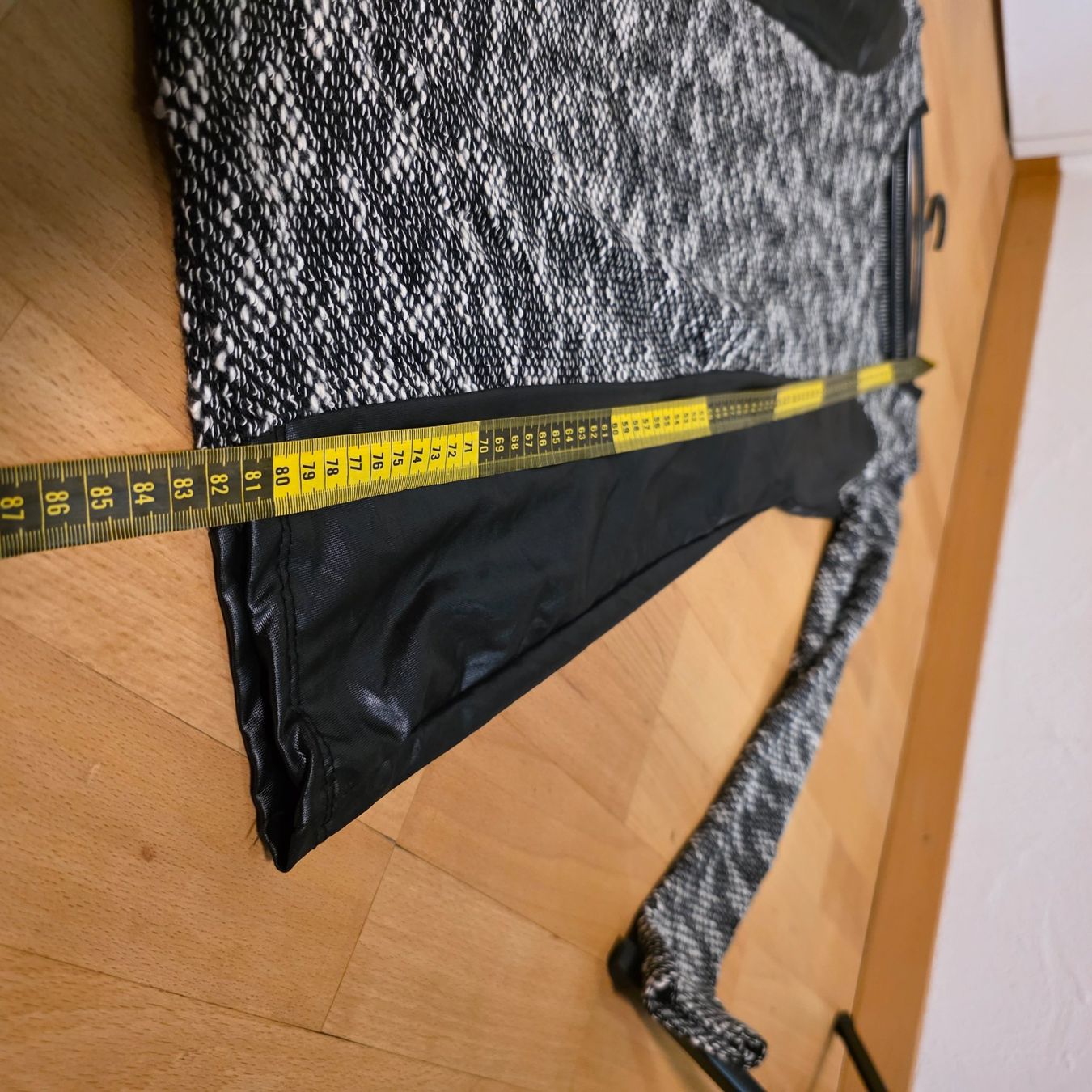 Kleider: kurzes Kleid , Größe S/M – Gebraucht aus Wald ZH von CapLux 7