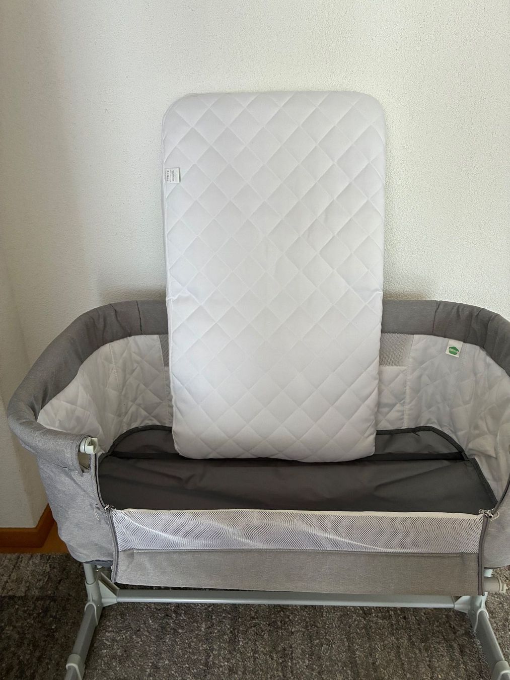 Fillikid Betten: Beistellbett Fillikid grau – Gebraucht aus St. Gallen von algiva 2