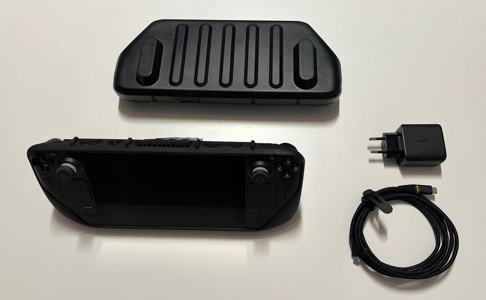 Steamdeck 512 GB mit HAL Stick Umbau und mit D-Brand Hülle 