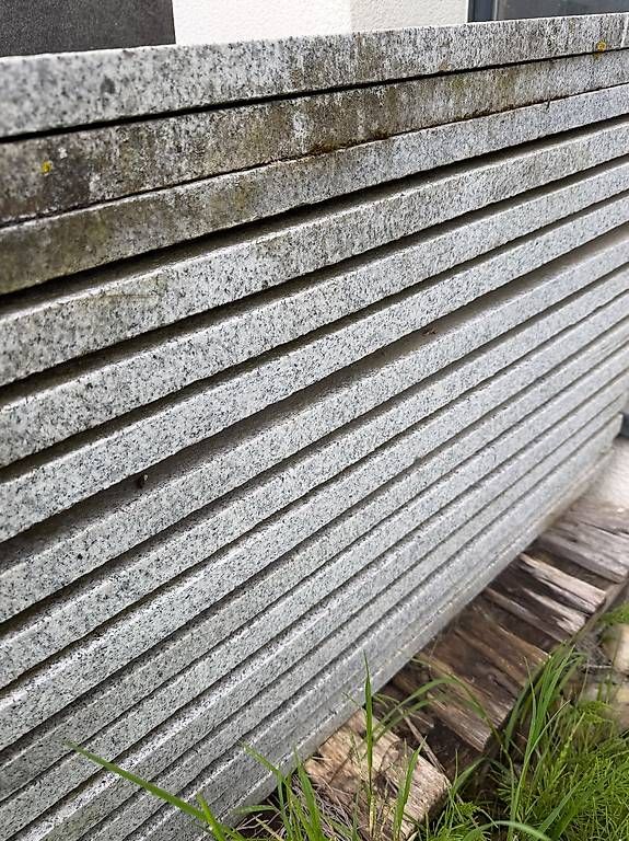 Rivestimenti per pavimenti: Natursteinplatten – Usato da Willerzell venduto da steineiche66 1