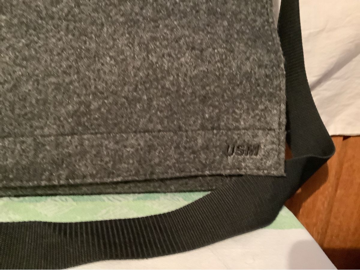 Borse: USM Haller Tasche Messenger Filz grau – Usato da Frick venduto da Freiwillig39 1