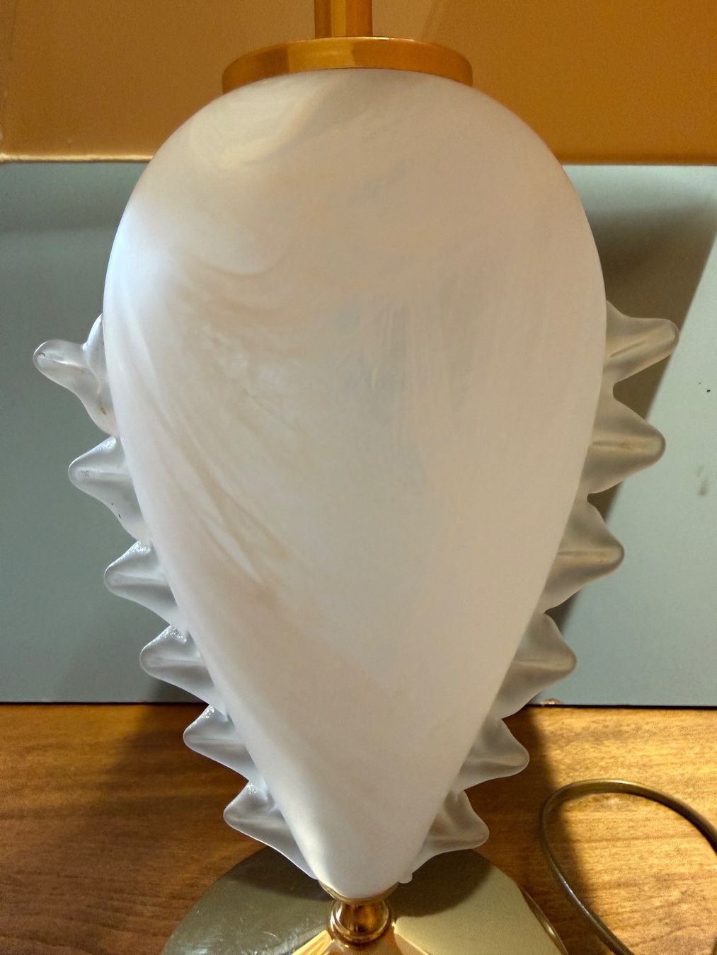 Lampade: Vintage Tischlampe Glasfuss mit Stoffschirm – Usato da Otelfingen venduto da Yossi-68 1