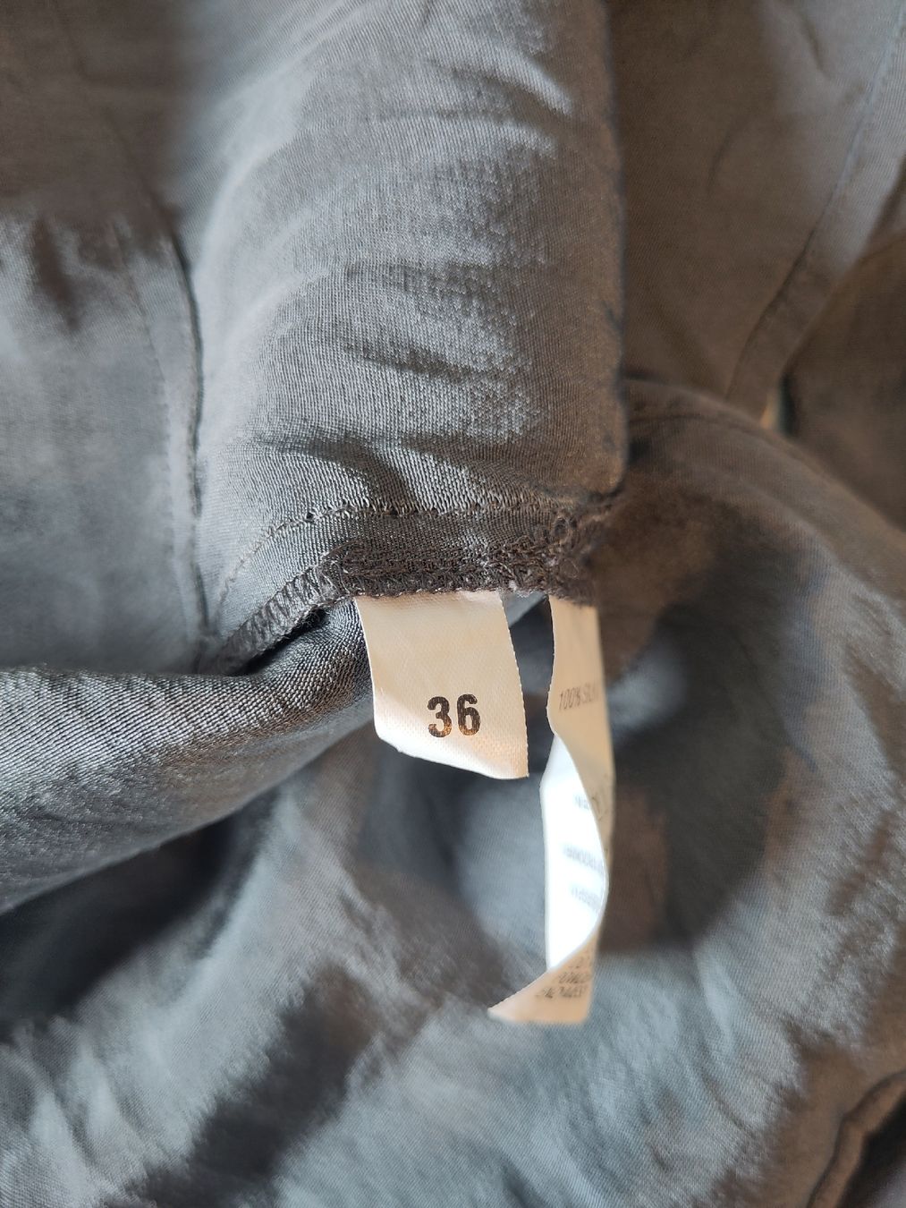 Repeat Vestiti: graues Kleid aus Seide von Repeat – Usato da Zürich venduto da ili_jzy7 7