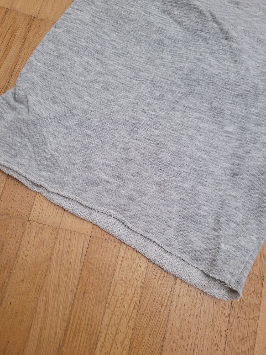 H&M Pantaloni: 72. Shorts H&M gris taille 170 – Usato da Villars-sur-Glâne venduto da m66_dch5 2