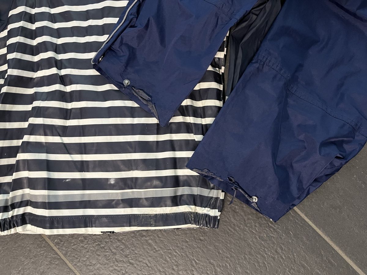 Kleiderpakete: Regenjacke und -Hosen Gr. 122-128 – Gebraucht aus Rottenschwil von gle81 6