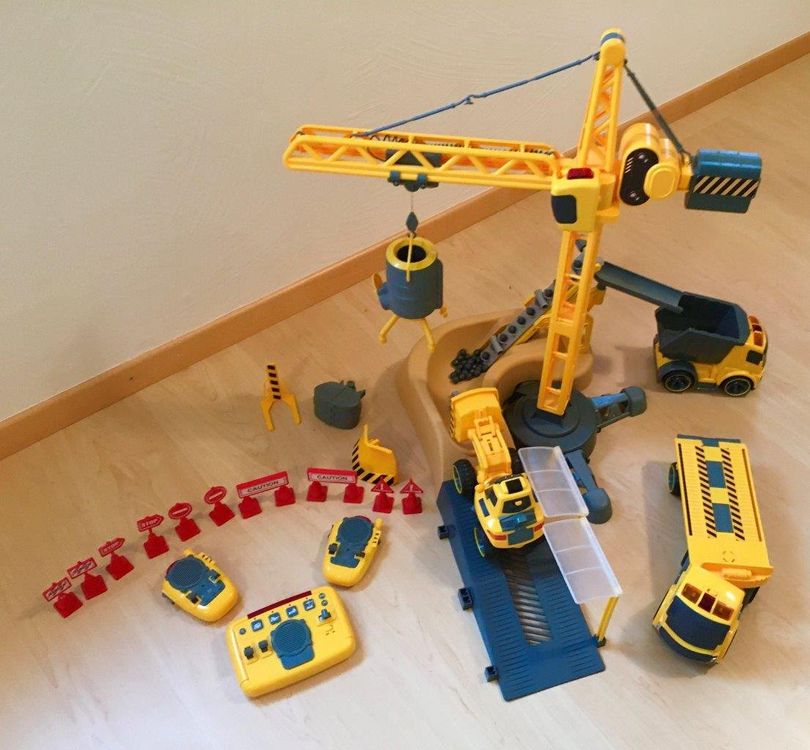 VEVOR Ferngesteuerter Kipper 1:14 - 10 Kanäle Mit Licht & Metallpritsche