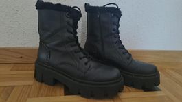 Stiefeletten Damen Schwarz Grösse 39 gefüttert gut erhalten
