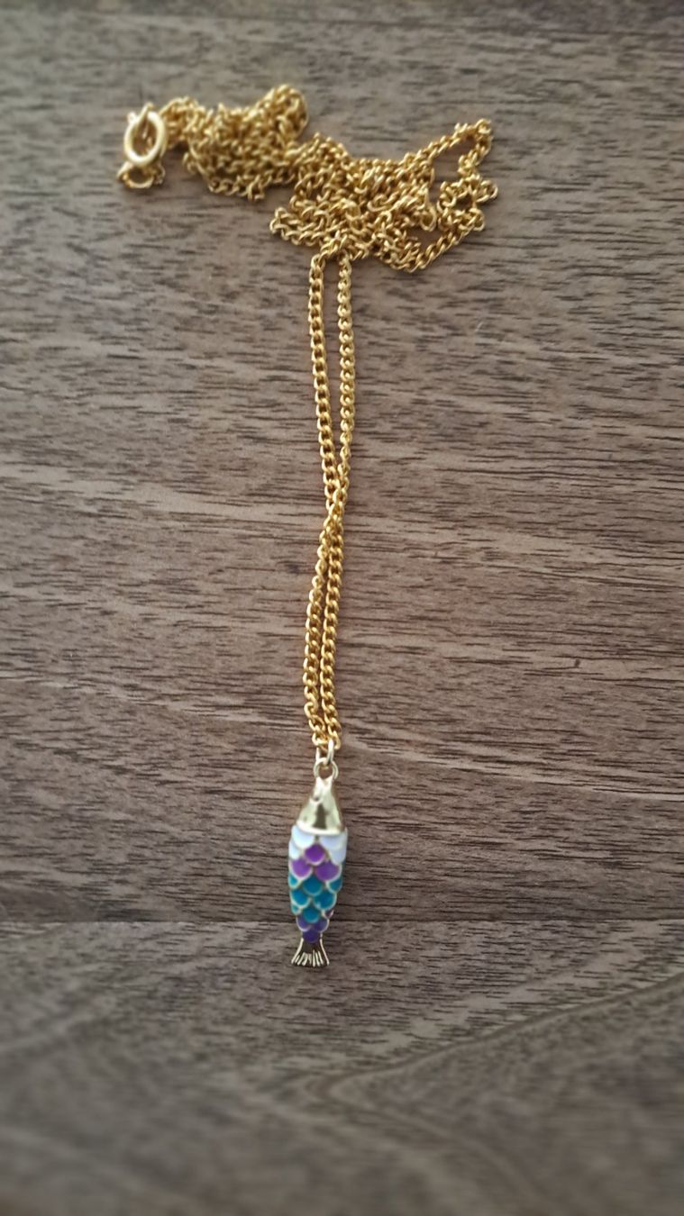 Anhänger: pendentif poisson avec chaîne dorée 10 microns – Neu (gemäss Beschreibung) aus Chêne-Bourg von n4r_7kyb 1
