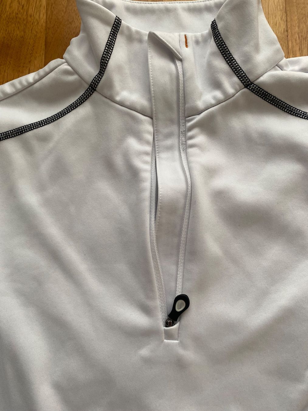 Kjus Pulls & Sweat-shirts: Kjus Midlayer weiss 36/S – D'occasion à Malans GR par merlot03 3